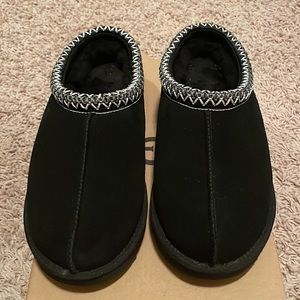 Ugg Tasman slippers